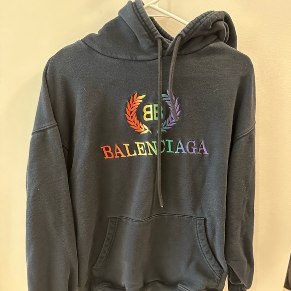 AUTHENTIC LAURIER OVERSIZED EMBROIDERED COTTON-JERSEY HOODIE IN BLACK - Picture 2 of 4